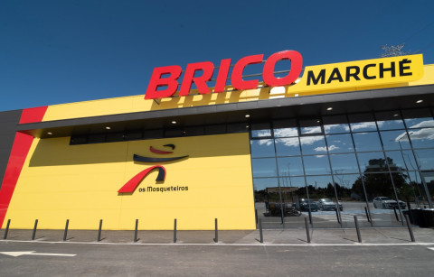 Bricomarché investe 4,5 milhões de euros e chega ao Barreiro