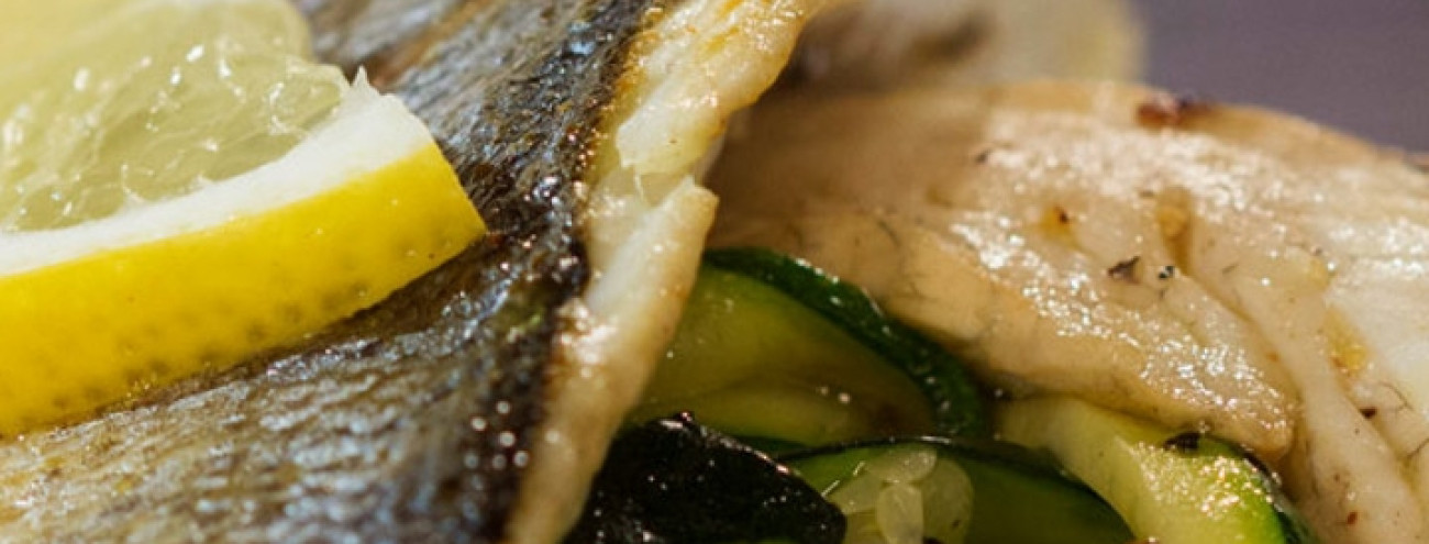 FILETES DE ROBALO COM TAGLIATELLE DE CURGETE