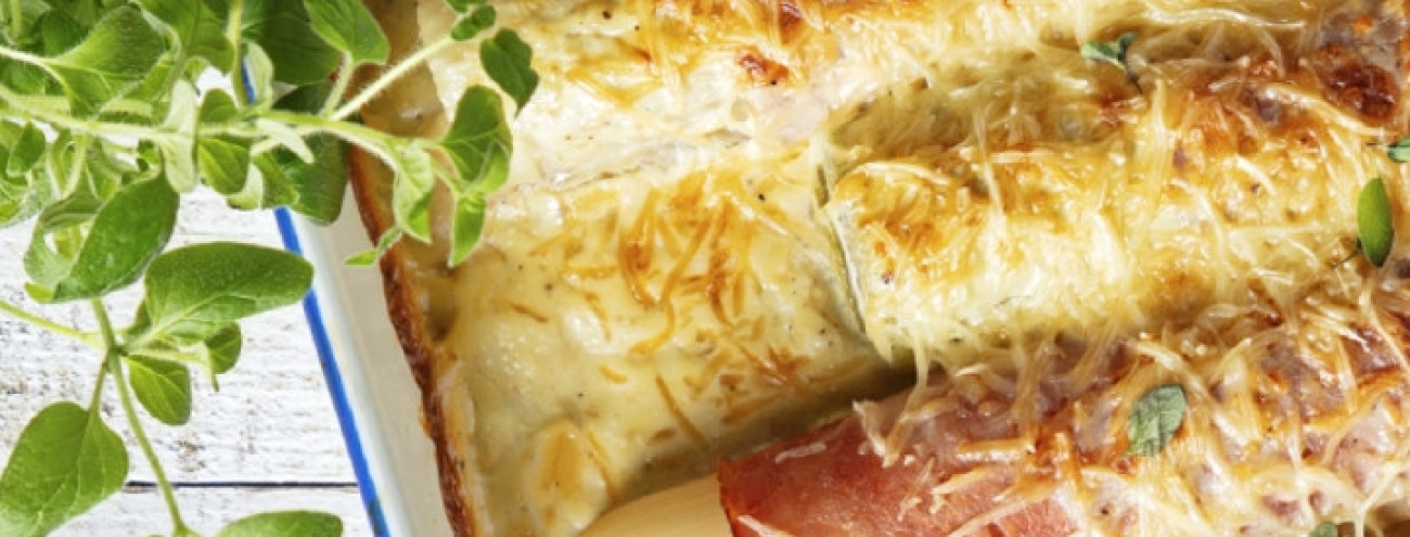 ALHO-FRANCÊS COM FIAMBRE GRATINADOS