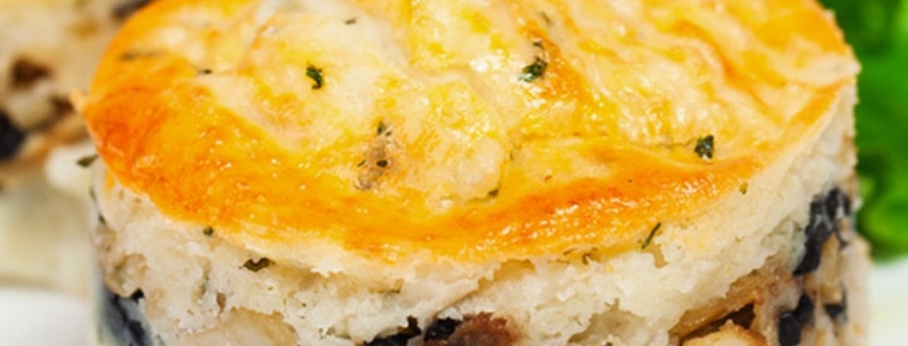 EMPADÃO DE BACALHAU E AZEITONA