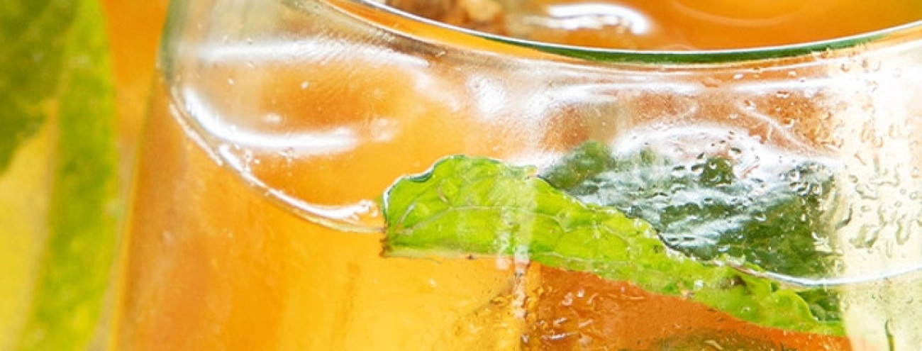 SANGRIA DE MELOA E GENGIBRE