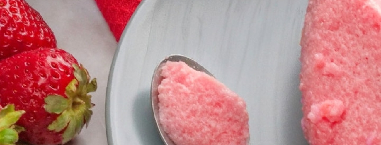 SEMI FRIO COM NÉCTAR DE FRUTOS VERMELHOS