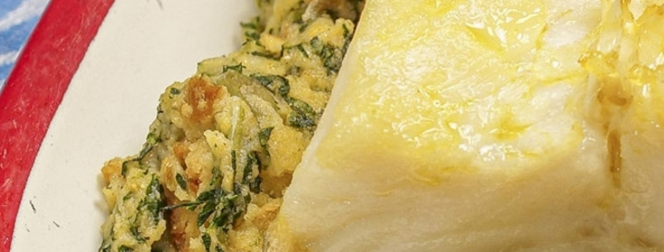 BACALHAU ASSADO COM MIGAS DE BROA