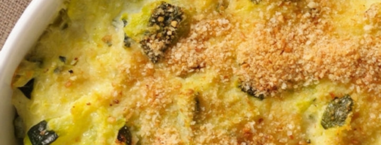 EMPADÃO VERDE COM CARNE DE AVES, ATUM OU BACALHAU