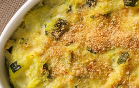 EMPADÃO VERDE COM CARNE DE AVES, ATUM OU BACALHAU