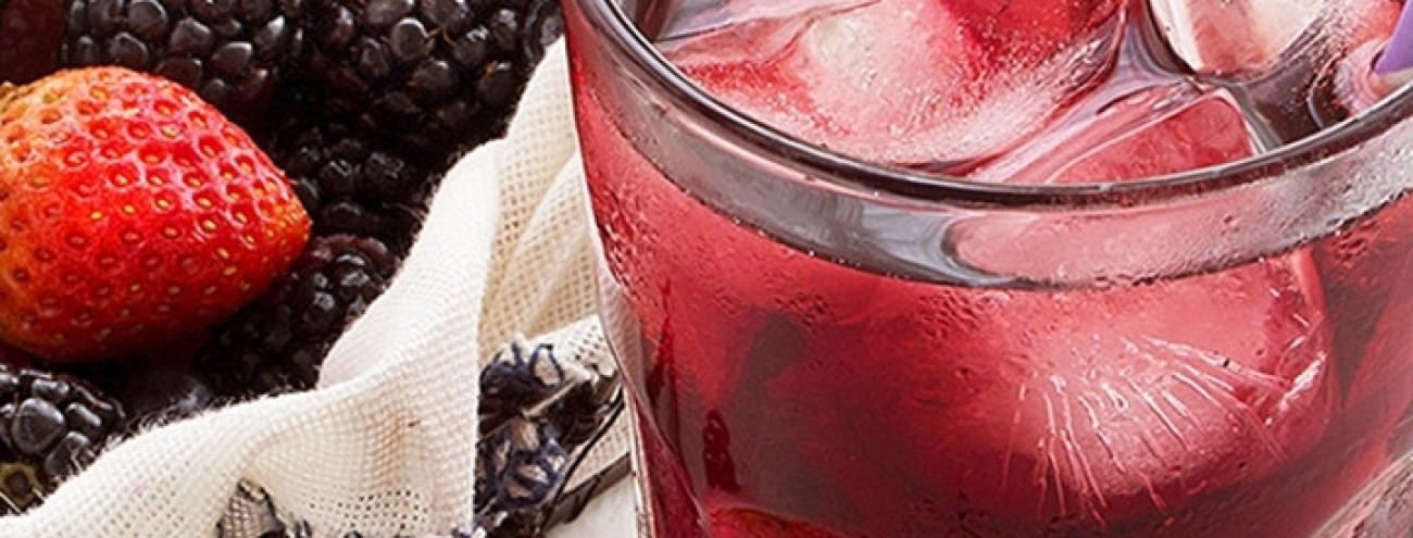 LIMONADA DE FRUTOS VERMELHOS