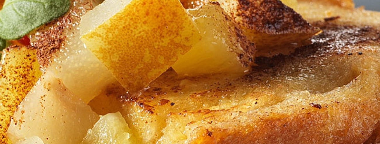FATIAS DOURADAS COM FRUTOS SALTEADOS