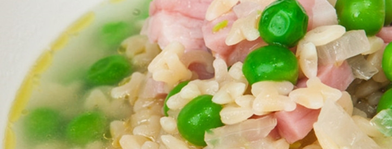 SOPA DE LETRAS COM ERVILHAS E TOUCINHO