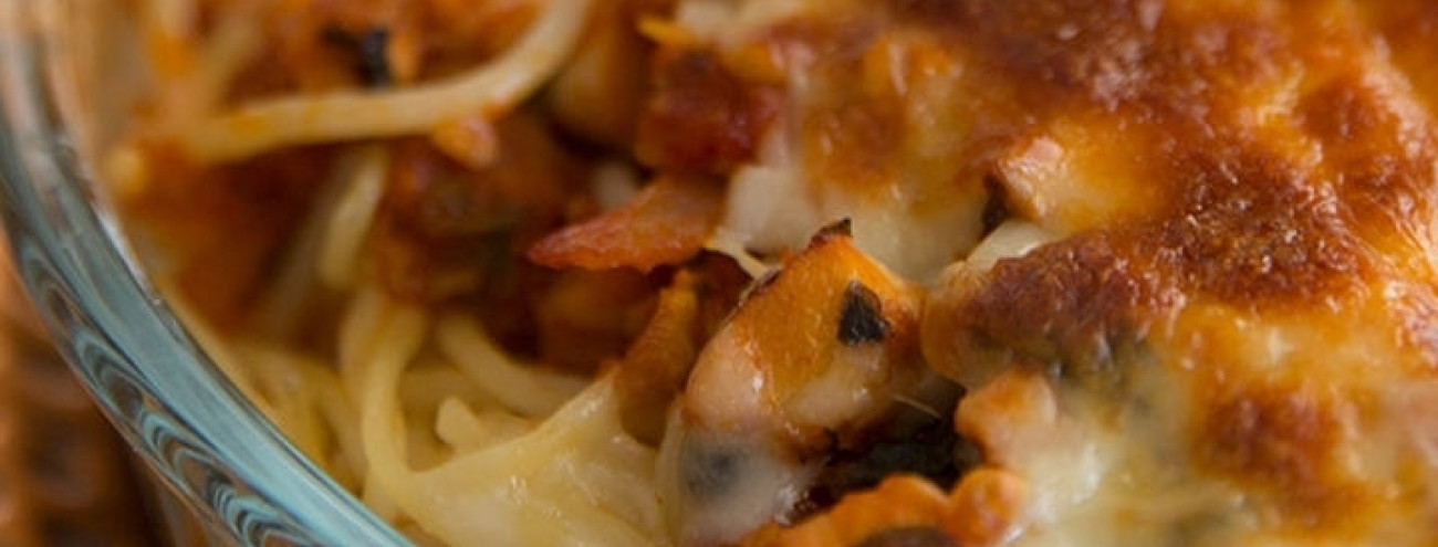 ESPARGUETE COM ATUM E BECHAMEL