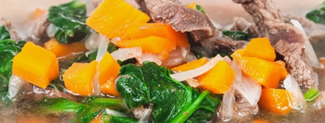 SOPA DE ESPINAFRES COM VITELA E CENOURA