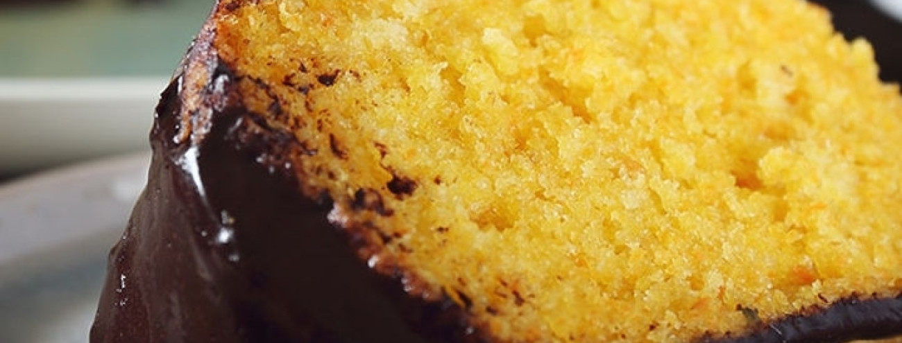 BOLO DE CENOURA E AVEIA