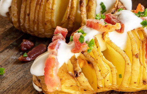 BATATAS COLMEIA COM BACON E NATAS