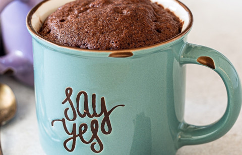 BOLO DE CHOCOLATE NA CANECA