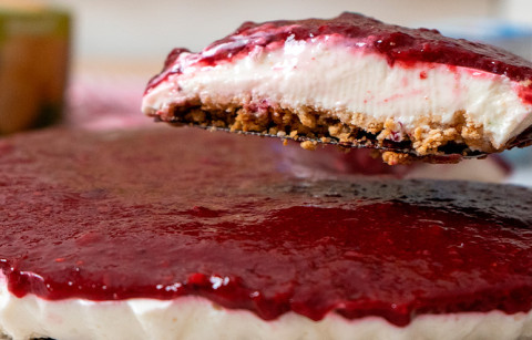 CHEESECAKE DE FRUTOS VERMELHOS