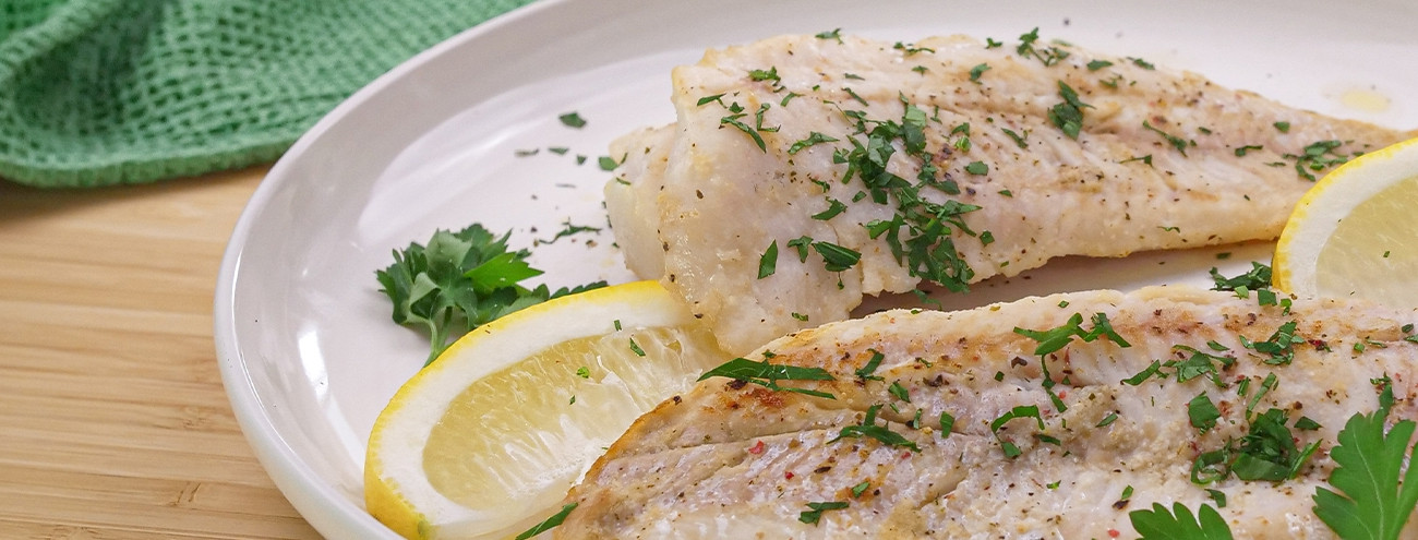 FILETES DE PESCADA NA FRIGIDEIRA