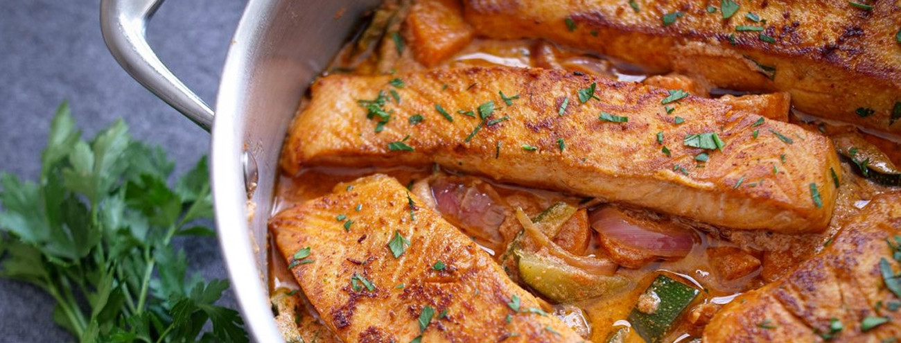 SALMÃO NA FRIGIDEIRA